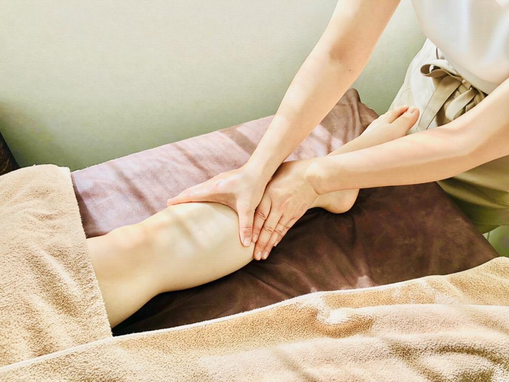 レディースドック＜コース4＞感染症チェックA&B：血液検査(梅毒、HIV、B型肝炎、C型肝炎)  おりもの（クラミジア、淋病検査）アロマトリートメントセット