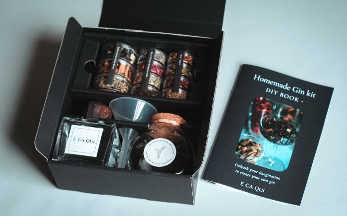 おうちでクラフトジンが作れるキット「Homemade Gin kit」【株式会社amuya】 [AKGJ010]