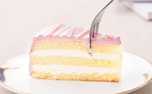 ドルチェケーキ ベリー＆ミルク ケーキ 計12個（4個×3箱）  まろやかな甘さ ベリー＆ミルク 練乳入り いちごみるく ホイップクリーム 6号 1ホール分 カット済 冷凍便 【ファミール製菓株式会社】 [AKCI018]