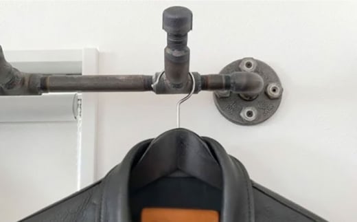 鉄・インダストリアルパイプハンガー(壁掛け型) ハンガーラック ウォールハンガーラック 壁かけ 壁掛け 無骨 スマート シンプル インテリア 【ANAテック株式会社】 [AKBD006]