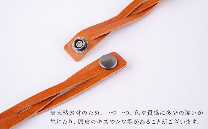 【Mサイズ】牛革製 三つ編みブレスレット【M.シダータのアトリエ】[AKAV012-1]