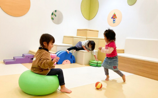 mam&kids salon 「結-Yui-」　親子サロン　横須賀市鴨居　1日利用券5枚セット 託児所 一時預かり フリースペース フリー 子ども 子供 こども 回数券  横須賀 【株式会社LINK】 [AKFX001]
