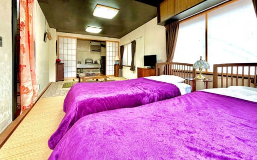 浦賀 「酒と宿と不動産-yado-」 宿泊クーポン 5,000円分 《囲炉裏＆屋上付き！》 ホテル 旅館 リノベーション 横須賀 レトロ 貸し切り お出かけ 宿泊 体験 移住【株式会社RE&H】 [AKFE001]
