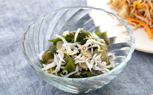 釜揚げしらす 900g（150g×6パック）しらす シラス 釜揚げ かまあげ 魚 さかな 国産 冷凍 小分け 朝ごはん 料理  神奈川県 横須賀市【かねしち丸水産】 [AKFL001]