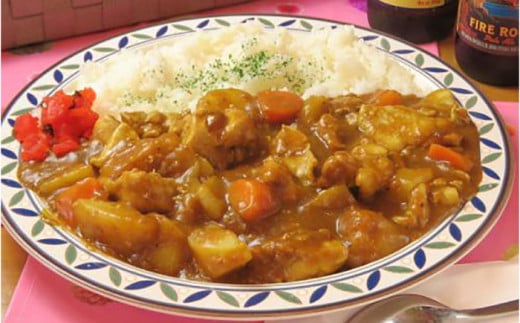 潜水艦せとしおカレー・海軍カレー 食事券 潜水艦せとしおカレー・海軍カレー 食事券 カレー 横須賀 海軍カレー 食べ比べ  お食事券【株式会社 ヒラノ ご当地レストランLAUNA】 [AKAZ001]