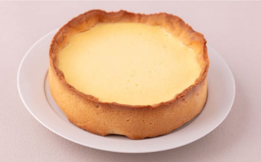 横須賀チーズケーキ 6号サイズ 濃厚ベイクドチーズ レモン風味  焼き菓子 ホールケーキ 6号 ギフト プレゼント対応 メッセージカード  濃厚 レモン チーズケーキ ケーキ スイーツ 横須賀【パティスリーハダ】 [AKAM008]