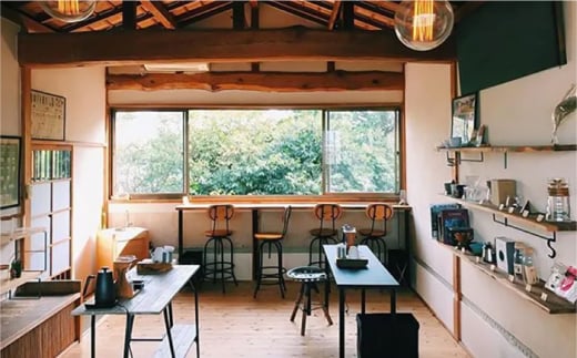 コーヒー豆 お試し 自家焙煎 中煎り ブラジル 200g×4 TSUKIKOYA COFFEE ROASTER ツキコヤ 珈琲 こだわり 横須賀【株式会社RUINS】 [AKAD040]