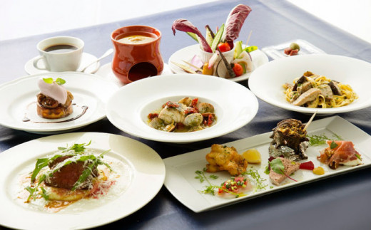 横須賀美術館観覧券・レストランアクアマーレ食事券（ディナーコース/ペア券）【横須賀美術館】 [AKBX001]