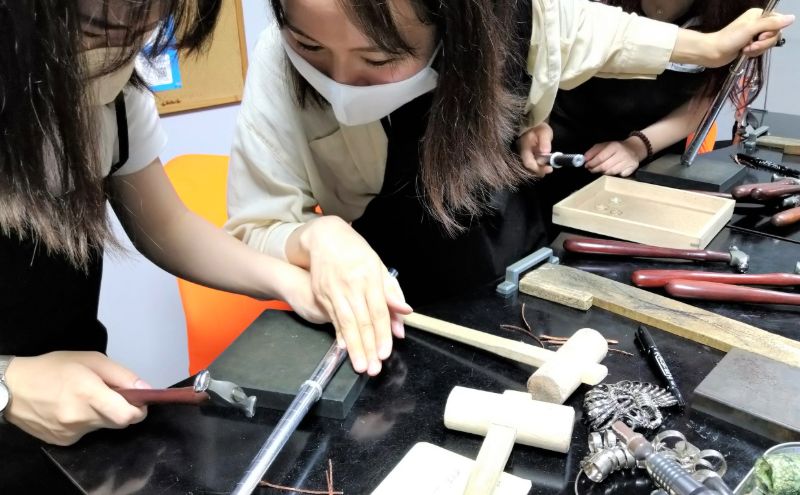 彫金 シルバー 槌目リング 制作 体験 コース 1名 初心者 指輪 湘南 江の島