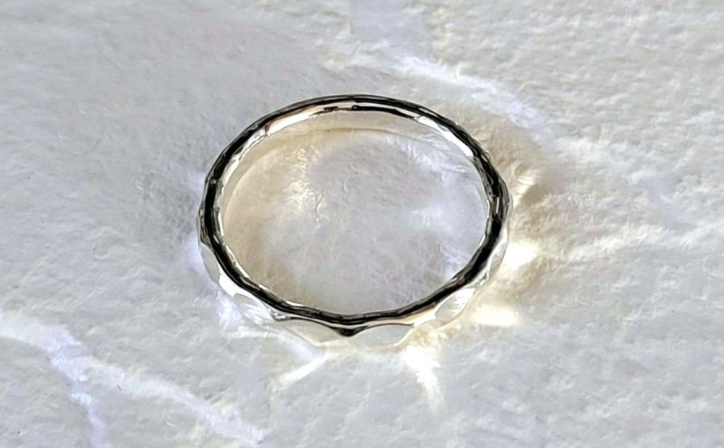 指輪 シルバー 槌目 リング 0号～15号 アクセサリー ジュエリー レディース メンズ ペア シンプル 一点もの 神奈川