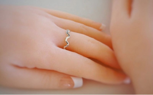 ã·ã«ããŒãªã³ã° ã¢ã¯ã»ãµãªãŒ ãŠã§ãŒã ãªã³ã° éžã¹ããµã€ãº æèŒª ãžã¥ãšãªãŒ ã·ã«ã㌠ãªã³ã° ã¬ãã£ãŒã¹ ã¡ã³ãº ã·ã³ãã« äžç¹ãã® è¯å¥¢ãªã³ã° ãã³ããŒãªã³ã° SILVER ãããã ãã¬ãŒã³ã ã®ãã èŽãç© ã·ã«ããŒ950 10000å FABBRICA OSAWA ç¥å¥å· æ¹å è€æ²¢