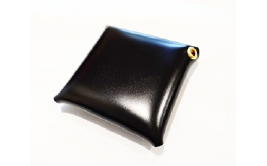 本革 コインケース スクエア型 ブラック 希少部位 コードバン使用 革財布 こいんけーす coincase 革 財布 かわ 手縫い ハンドメイド 革専門店 手作り SNAKERオリジナルホック付 コードバン SNAKER-handicraft 神奈川 湘南 藤沢