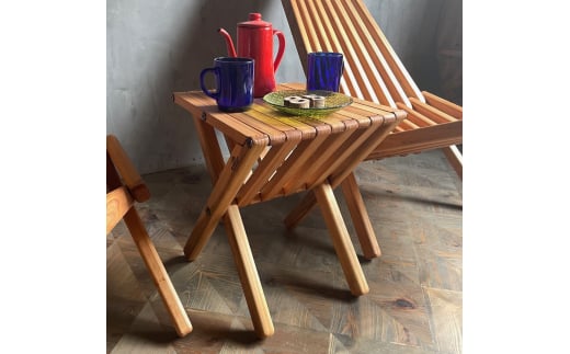 サイドテーブル フォールディング 無垢材 ダイニング インテリア 木製 ハンドメイド 家具 カグ かぐ テーブル てーぶる デスク 机 おしゃれ かわいい 杉 ビンテージ 椅子 日用品 リビング キッチン 市場家具 いちば 85ファニチャー 国産 神奈川 湘南 藤沢