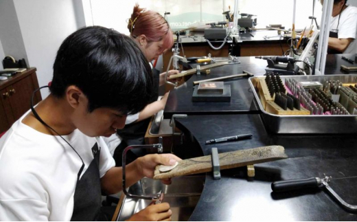 彫金 ペンダント トップ  制作 体験 コース 1名 指輪 シルバー950 SILVER アクセサリー ジュエリー シンプル 一点もの かわいい おしゃれ プレゼント ギフト 贈り物 FABBRICA OSAWA 神奈川 湘南 藤沢