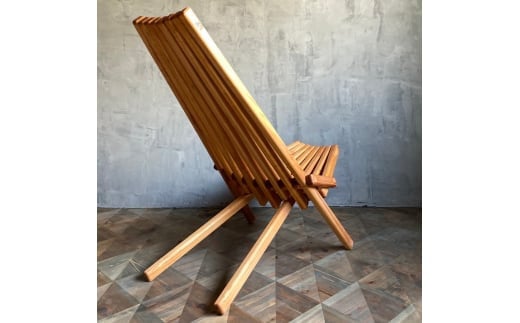 椅子 1脚 フォールデイング リラックス チェア 無垢材 ダイニング インテリア 木製 ハンドメイド 家具 カグ かぐ おしゃれ かわいい 杉 ビンテージ 椅子 日用品 リビング キッチン 市場家具 イチバ いちば 85ファニチャー 国産杉 国産 神奈川 湘南 藤沢