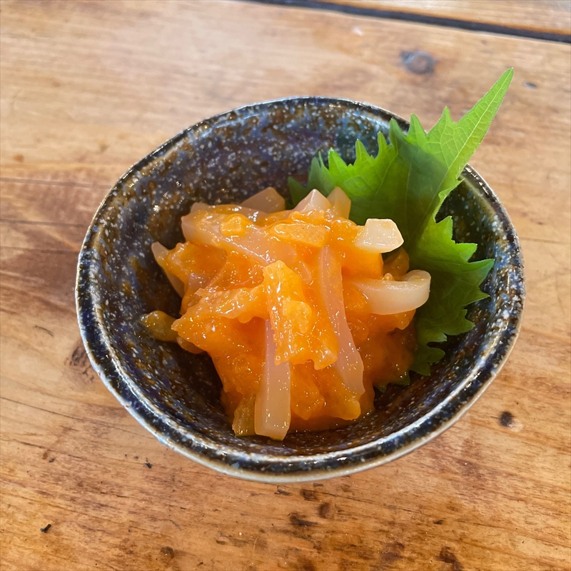 王様の塩辛 雲丹風味 2パック【あおりいか 塩辛 うに おつまみ 珍味 惣菜 海鮮 いかの塩辛 珍味 お取り寄せ 御中元 お中元 お歳暮 父の日 母の日 贈り物 日本酒 焼酎 】【神奈川県小田原市早川】