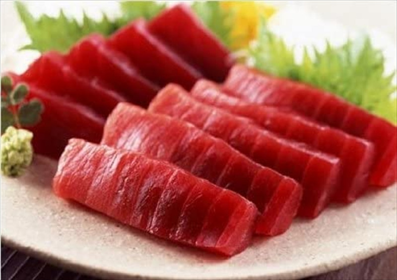 【4ヶ月に1度 3回配送 定期便】まぐろや　特別セット【 惣菜 まぐろ 鮪 本鮪 サーモン 海老 お刺身 海鮮 セット 福袋 キンメ きんめ お取り寄せ 御中元 お中元 お歳暮 父の日 母の日 贈り物 日本酒 焼酎】【神奈川県小田原市】