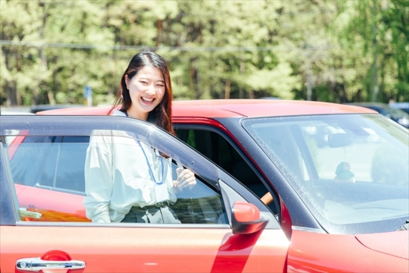 ユニバーサル自動車 ￥5,000クーポン券【 神奈川県 小田原市 】