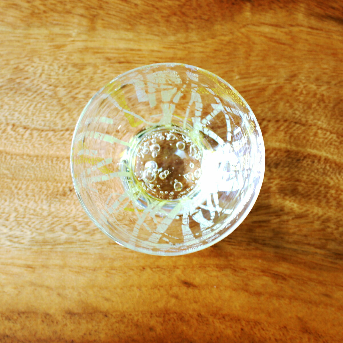 ハンドメイドガラス冷酒器セット＋隆（りゅう）　純米大吟醸　黒（白）4合【 神奈川県 小田原市 】