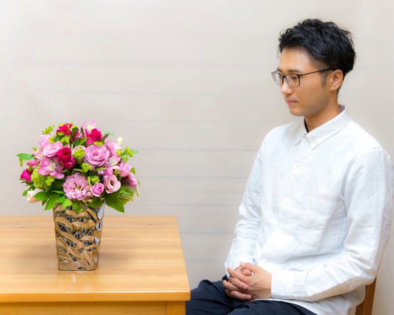 《お花の定期便シリーズ》「季節毎」に届く、旬のアレンジメント Sサイズ（4回お届け） 【 神奈川県 小田原市 】