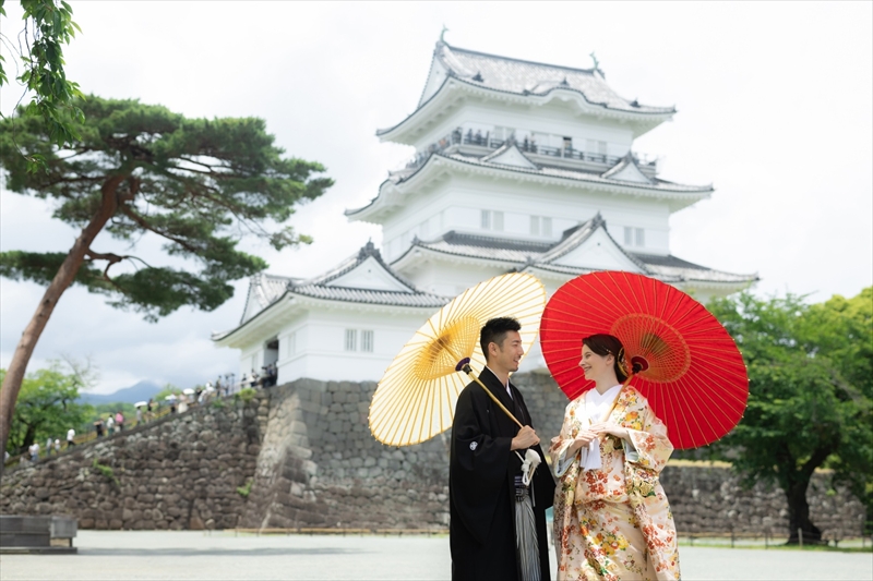 小田原城フォトウェディング（60分撮影・衣装・美容・写真データ付き）【 体験 神奈川県 小田原市 】