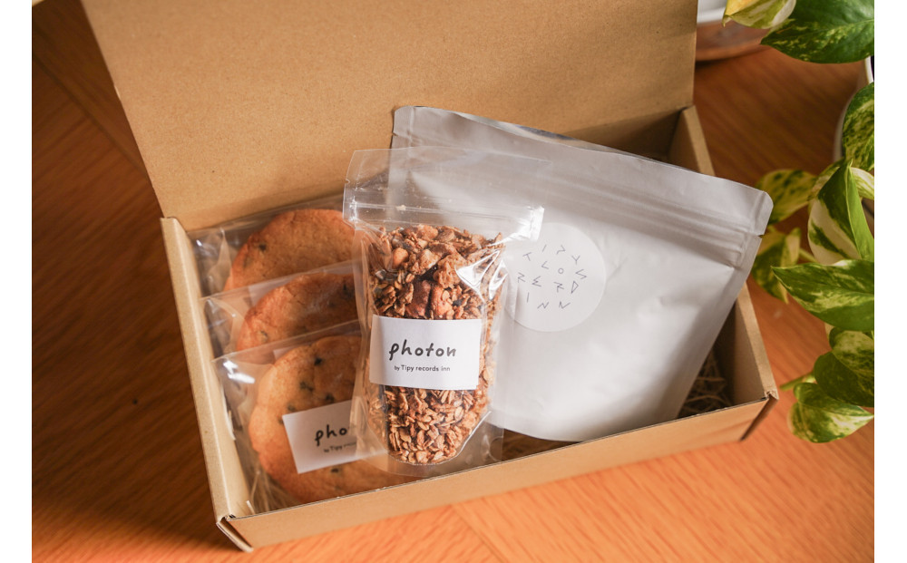手づくり香ばしグラノーラ・ザクザクチョコチップクッキー・オリジナルブレンドコーヒー詰め合わせ【photon】