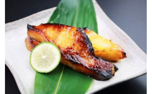 【水産事業者を応援しよう！】高級魚を食卓に。小田原で穫れる人気の2種類 まさに”いいとこどり”したセットに。小田原海鮮漬　いいとこどりセット(西京漬・粕漬　2種各2枚入)【惣菜 おしつけ キンメダイ 金目鯛 各100g2枚セット 神奈川県 小田原市 】