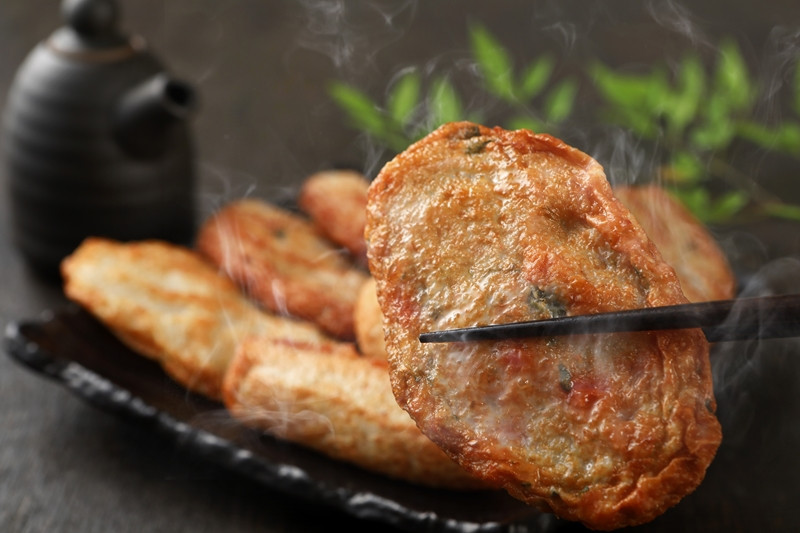 さつま揚げセットお徳用美味しいセット102【創業１９０４年 昔ながらの製法　伝統のさつま揚げ 手造りさつま揚げ 職人のこだわり 伝統製法 上質なすり身 小田原の特産品 小田原名物 おいしいさつま揚げ 神奈川県 小田原市 】