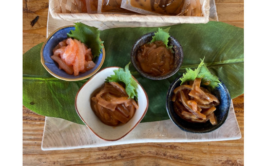 ・いかの塩辛4種【 惣菜 王様の塩辛 ゆず風味 焼きわた 極みわた めんたい お取り寄せ 御中元 お中元 お歳暮 父の日 母の日 贈り物 日本酒 焼酎】【 家庭用 自宅用 贈答品 贈答用 ギフト 神奈川県 小田原市 】