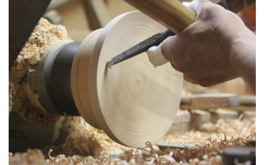 漆 仁取皿 (ニトリ皿) ケヤキΦ24cm　【お皿 グッドデザイン賞受賞 木 雑貨 食器 プレゼント おしゃれ 日本製 神奈川県小田原市】