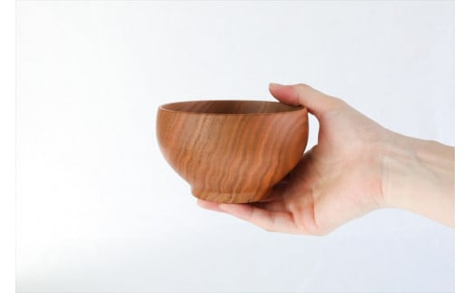 めいぼく椀中クルミ　【お椀 グッドデザイン賞受賞 食器 木 雑貨 汁椀  プレゼント おしゃれ スープボウル 日本製 神奈川県小田原市 】