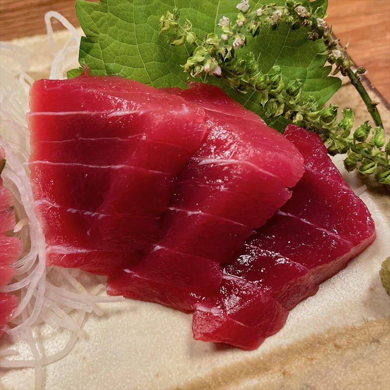 貴重な天然本鮪 赤身 約200g 中トロ 約200g 各1柵 2 3人前●赤身はマグロの中心部天身を使用！中とろの脂はくどくない上質な脂！【赤身 天身 惣菜 海鮮 お取り寄せ 御中元 お中元 お歳暮 父の日 母の日 贈り物 日本酒 焼酎】【神奈川県小田原市早川】