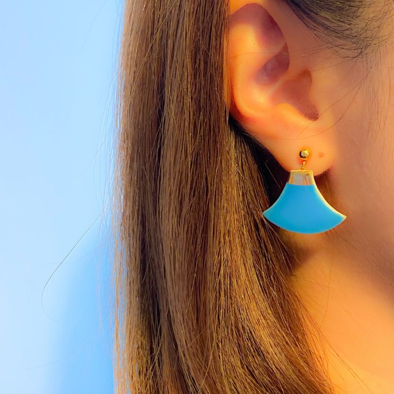 茅ヶ崎市 湘南 陶磁器 ピアス 上品 かわいい レディース ギフト プレゼント 誕生日 母の日 お祝い サマーギフト ゴールド 金 アート アクセサリー Artopus.SHONAN ピアス 富士 レッド