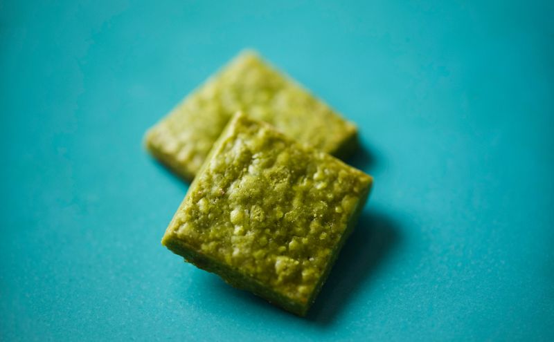 Ma Minette (マ・ミネット) お菓子 スイーツ 焼き菓子 オシャレ クッキー缶 8種類 詰め合わせ  マカロン サブレ 贈答用 ギフト ご褒美