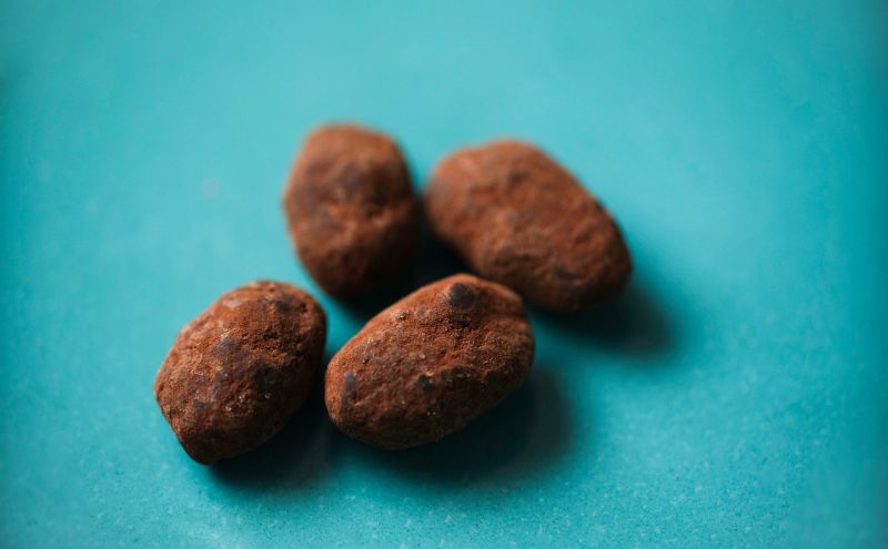 Ma Minette (マ・ミネット) お菓子 スイーツ 焼き菓子 オシャレ クッキー缶 8種類 詰め合わせ  マカロン サブレ 贈答用 ギフト ご褒美