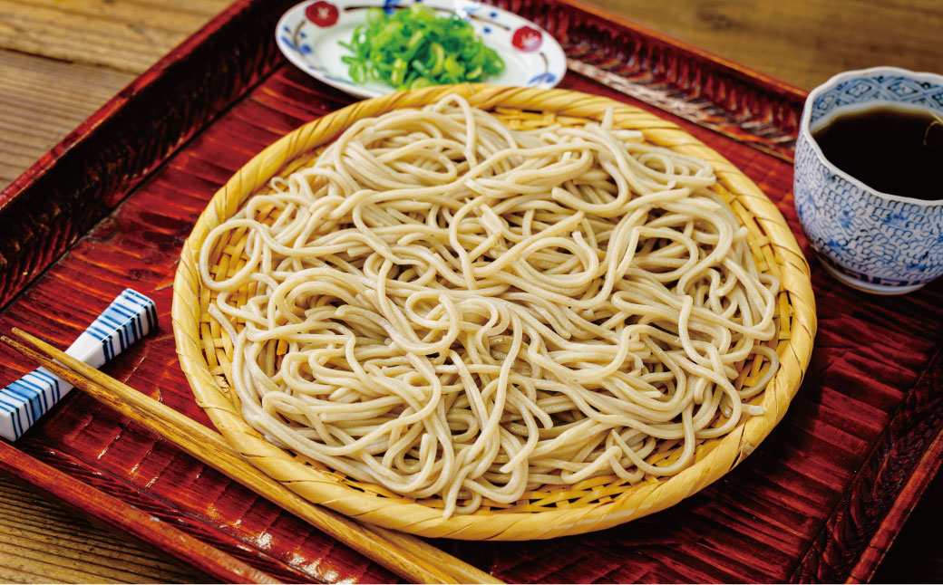 生粉打ち！十割生丹沢そば ／そば 十割蕎麦 和食 冷凍麺 名物 水 丹沢 秦野市産 美味しい 国産 挽きたて 冷凍 石臼挽きそば粉