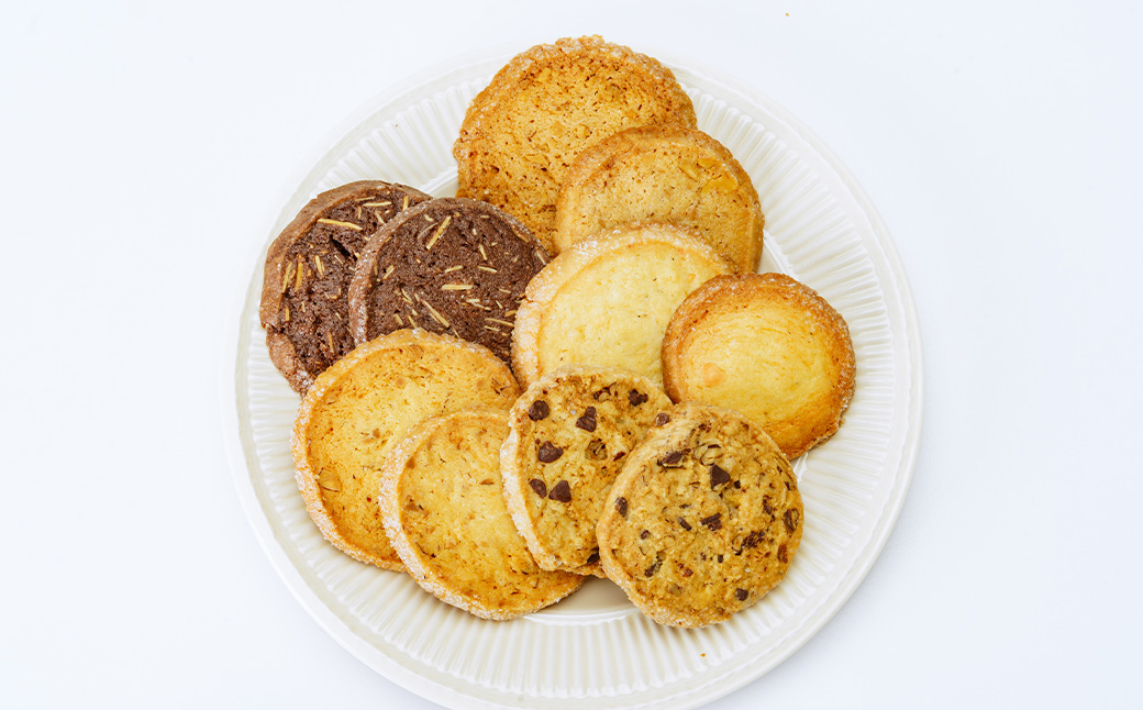 011-23-1丹沢カントリークッキー（20枚入）/ チーズ ココア チョコチップ クルミ アーモンド　各４枚 洋菓子 クッキー ５種類 お土産 ギフト 贈呈用 おやつ おかし 老舗 カントリー クッキー 20枚 お歳暮 母の日 敬老の日 秦野 神奈川