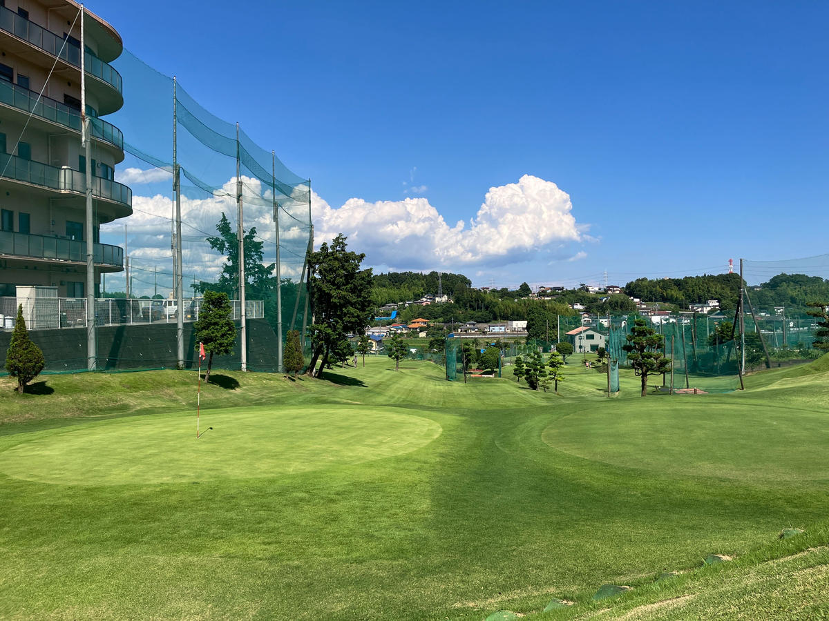 ゴルフ場 神奈川 国分寺台ゴルフクラブ 1周 チケット 5枚組 ゴルフ 関東 ショートコース 打ち上げ 打ち下ろし 上級者 初心者 最長100ヤード 趣味 スポーツ ゴルフ場利用券 本格設計 実戦的な練習 