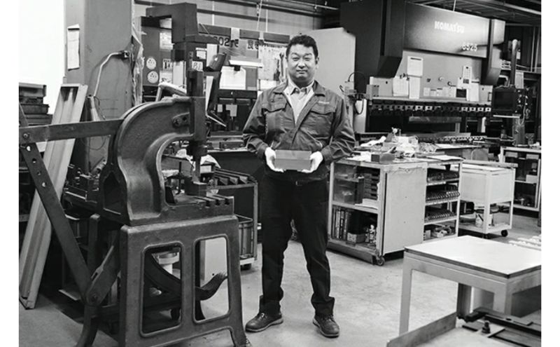 ティッシュケース(真鍮)とマスクケース(銅)のセット神奈川県あやせものづくり研究会 「Ori」 雑貨 日用品 ビンテージ風味 