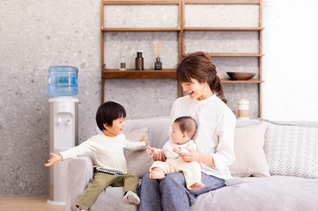 【神奈川県内（三浦市を除く）、東京都町田市限定】アクアクララ3カ月お届けプラン　毎月12L×2本（合計6本） No.104