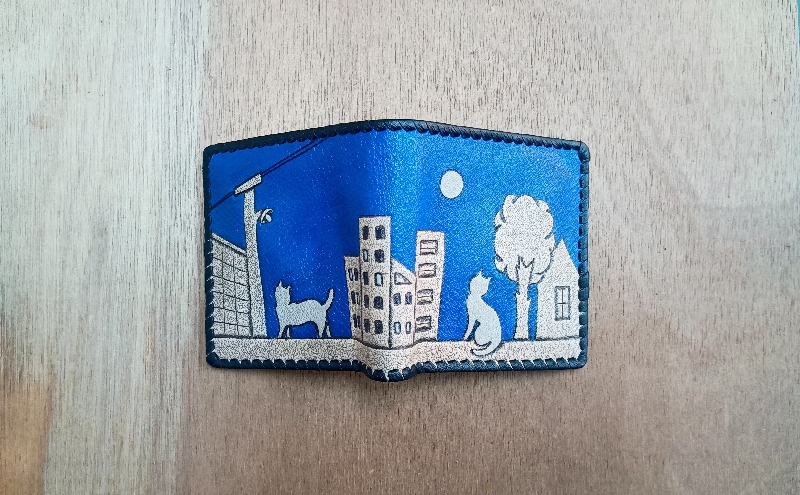 ☆世界にたった一つ☆　ねこの二つ折り財布　☆ネイビー☆ 財布 お財布 二つ折り