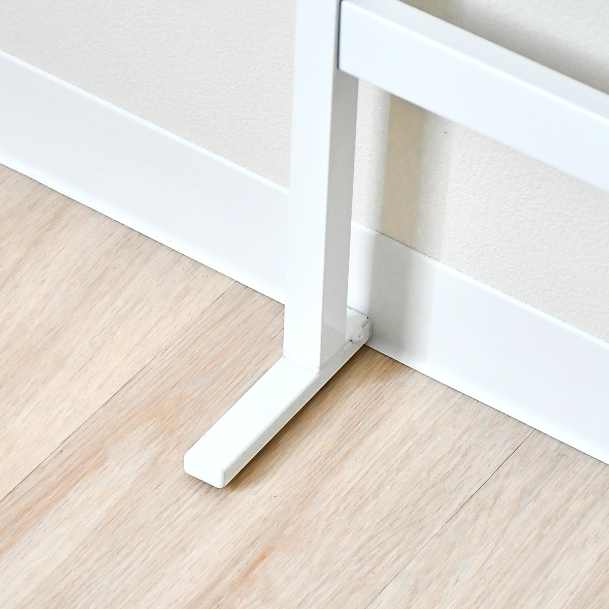 簡単つっぱりラダーラック 幅75cm（ホワイト）｜ 2380WH 足立製作所 ウォールラック 壁面収納 省スペース 有効活用 つっぱり 引っ掛け整理整頓 子供部屋 お片付けラック 新潟