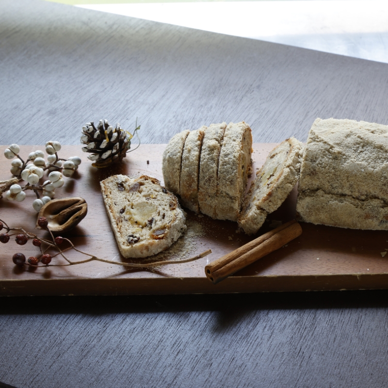 “rucoto”の白砂糖不使用シュトーレン【数量・期間限定】　ケーキ・お菓子・スイーツ