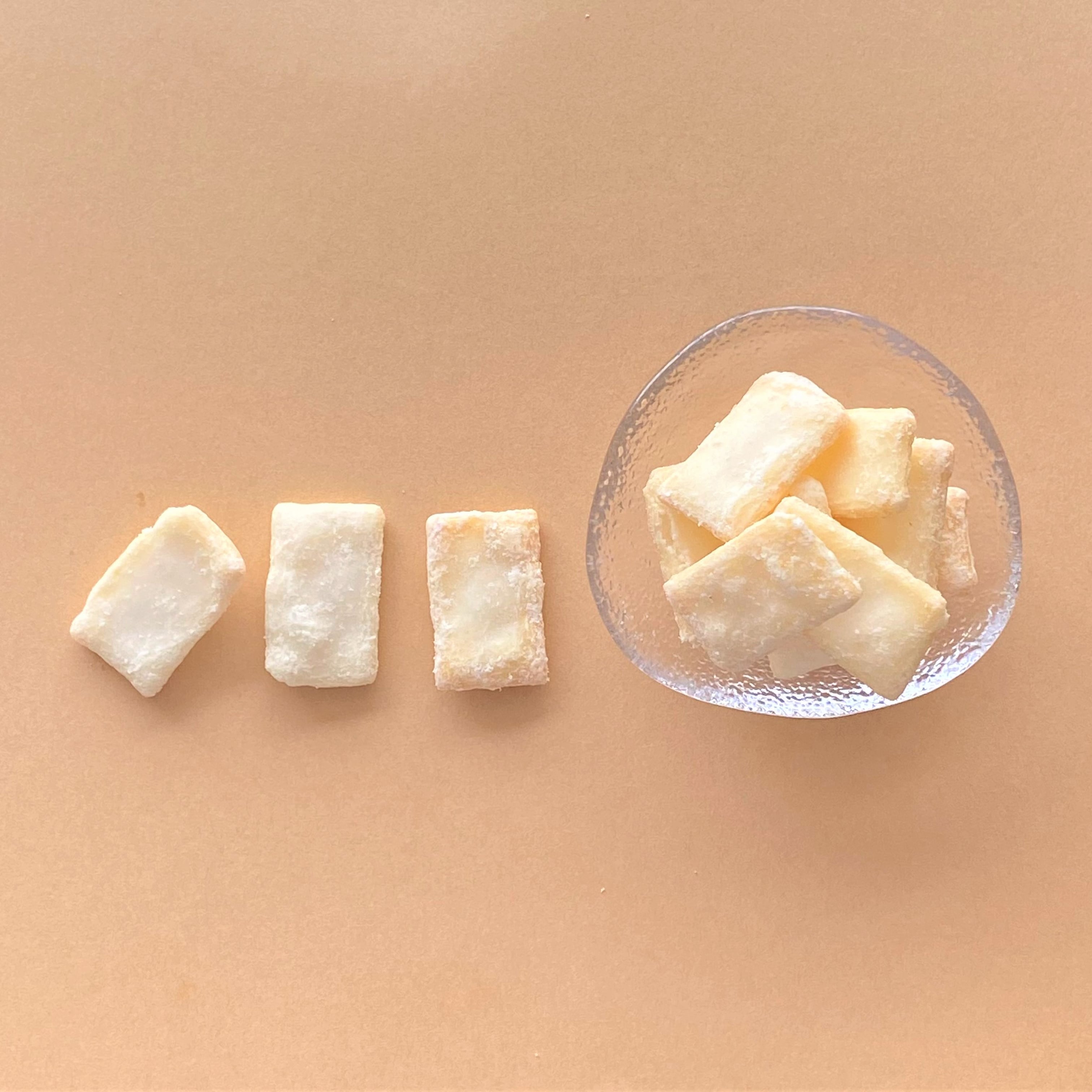 スタンドパック おかき カマンベールチーズおかき 12個 さくら堂 さくら製菓 新潟 新発田 菓子 おかし お菓子 和菓子 ライス 米 お米 もち米 せんべい 煎餅 おかき 米菓 間食 おやつ ダイエット ヘルシー カマンベール チーズ sds001_01