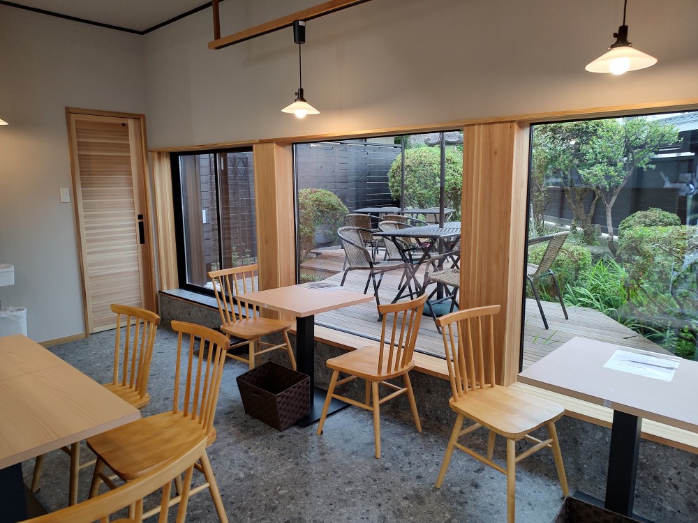 スギサキの懐かしの白アイスセット 24個入【 寿堂 新発田市 新潟 スギサキ 白アイス モナカ 懐かしい 素朴 カルピスアイス F05_02 】