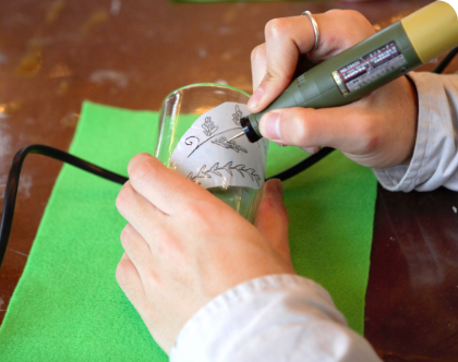 【要予約】 研磨体験 マイグラスづくり(1名様分) 手造り 吹きガラス ガラス作り体験 ワークショップ ガラス工芸 製作体験 ガラス グラス コップ カップ 手作り ハンドメイド 工芸 伝統 製作 民藝 民芸 体験 券 新潟県 月岡温泉 温泉旅 月岡 温泉 旅行 観光 体験 観る 遊ぶ 風呂 ホテル 旅館 老舗 観光地 国内旅行 利用券 国内 新潟 新発田 びいどろ biidoro005