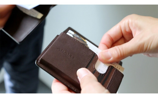 【こだわりの革アイテム】名刺ケース 　コードバン仕様（ブラック）1087036　革製品 レザー 名刺入れ