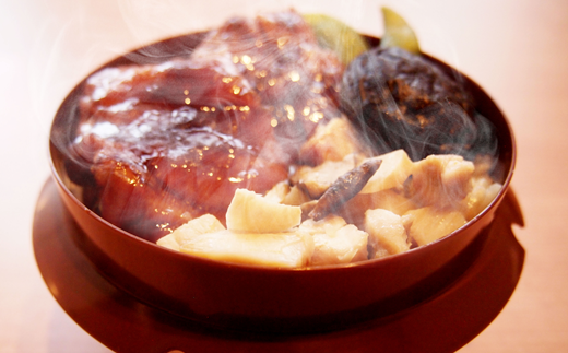 老舗割烹仕込みの釜飯　「牡蠣釜飯」と「鶏照り釜飯」2種セット