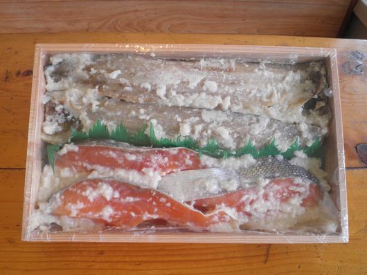 こうじ漬セット ( にしんのこうじ漬け 4本 ・ さけのこうじ漬け 3枚 ) | 食べ比べ 詰め合わせ セット にしん さけ こうじ漬け 新潟県 五泉市 こうじ漬専門店 かさはら