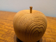 JikoujiCedar りんご 大 | コースター おしゃれ 木 新潟県 五泉市 ふるさと企画